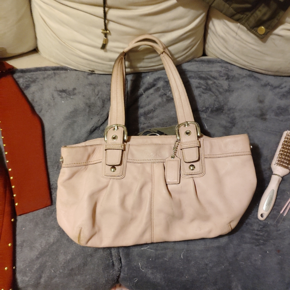 Elegant Pink Handbag